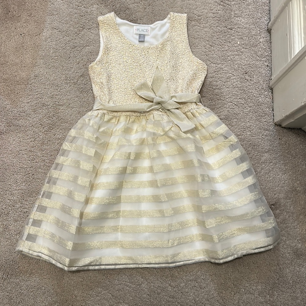 Like new girls dress!